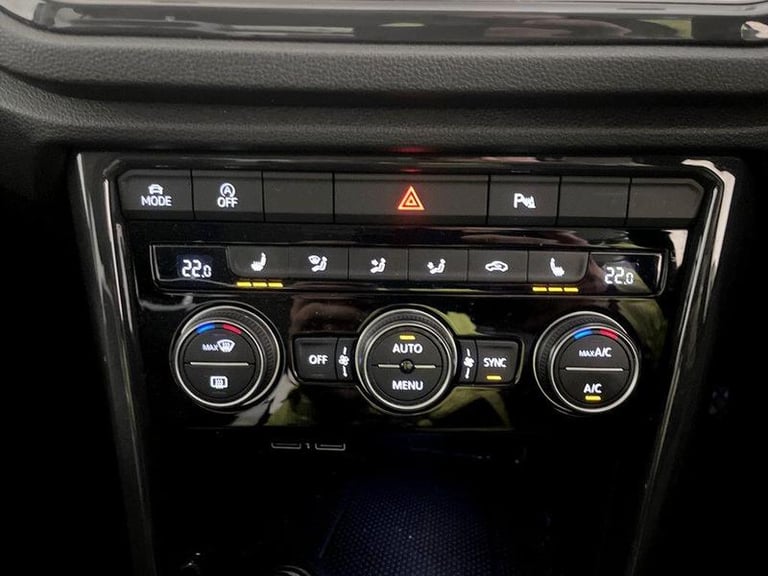 2018 Volkswagen T-Roc 1.5 TSI EVO SEL Euro 6 (s/s) 5dr Manual SUV Petrol Manual