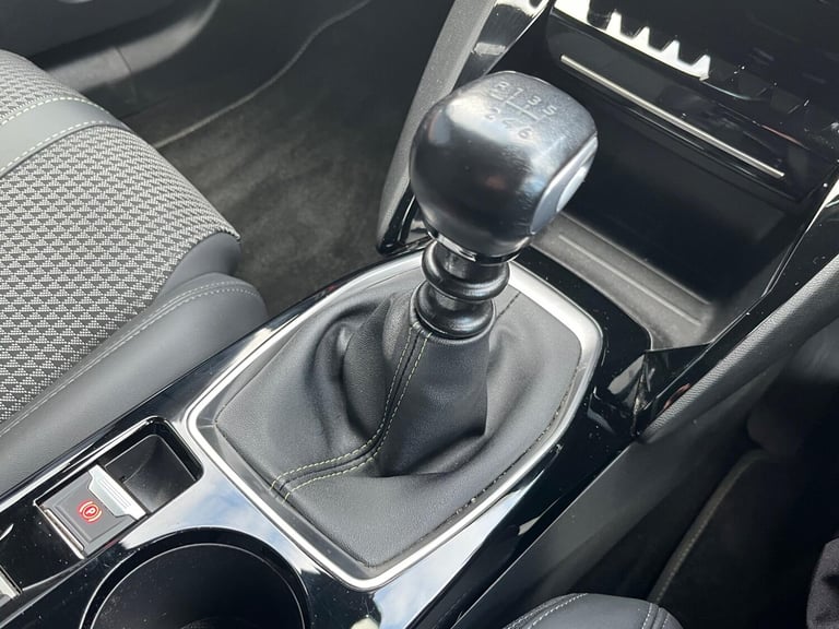 2022 Peugeot 2008 1.2 PureTech GT SUV 5dr Petrol Manual Euro 6 (s/s) (130 ps) HATCHBACK Petrol Ma...