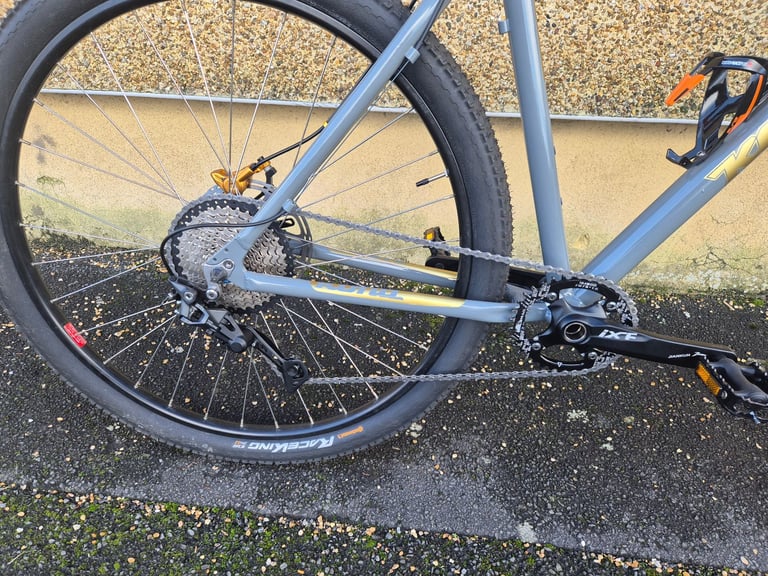 Kona lava dome mountain bike 29er  (1 of 1 )