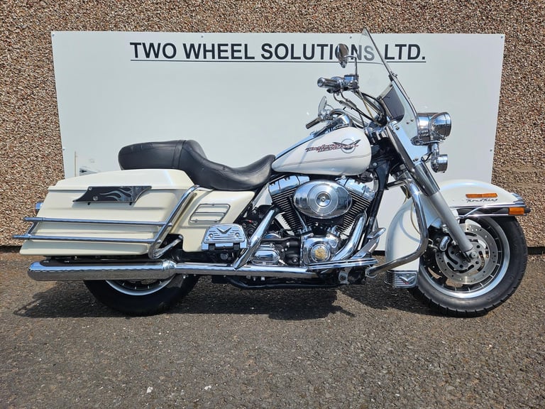Harley-Davidson FLHR 1450 road king stunning looking 