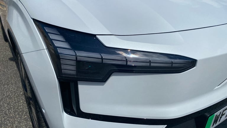 2025 Volvo EX30 315kW Twin Motor Performance Ultra 69kWh 5dr Auto Electric Estate Estate Electric...