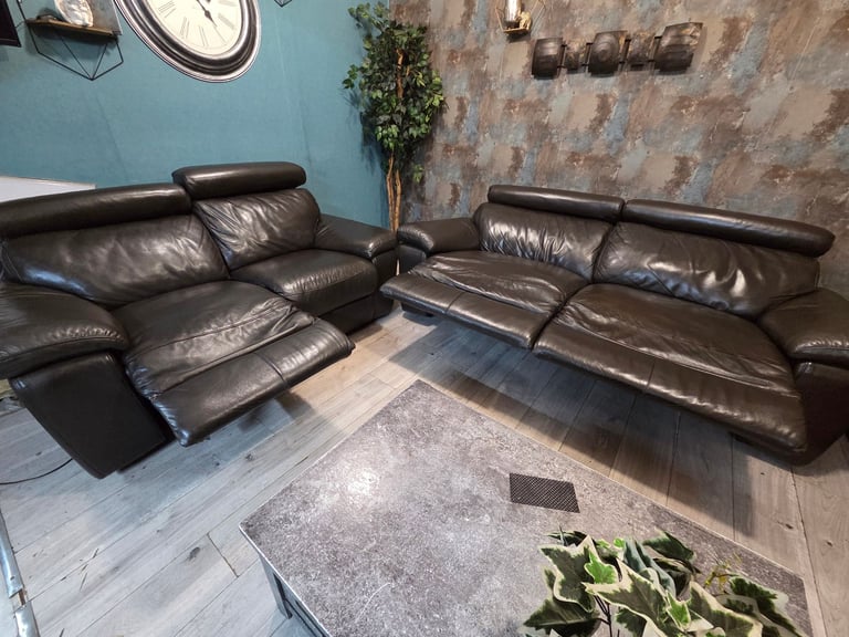image for Harveys GENUINE leather electric recliner 3+2 seater sofa 🛋 