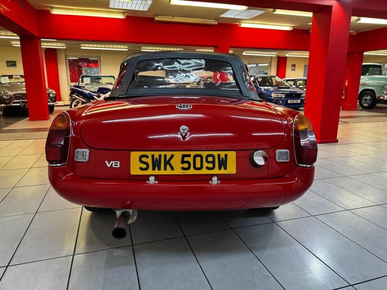1981 MG MGB V8 CONVERTIBLE SEBRING REP Petrol Manual