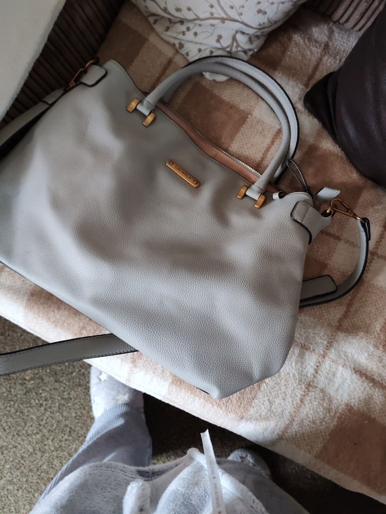 image for Lovely grey handbag. 