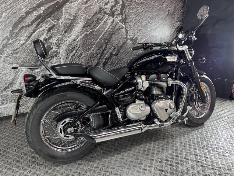 TRIUMPH SPEEDMASTER 1200 2025