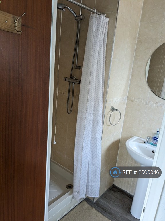 4 bedroom house in Bradley Croft, Balsall Common, Coventry, CV7 (4 bed) (#2600346)