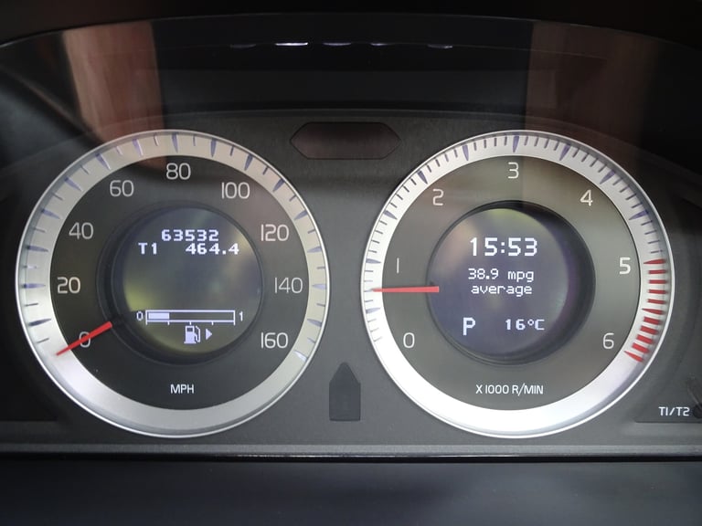 D5 [205] SE Lux Geartronic Nav *CAMBELT+13 SERVICES+SAME OWNER 15 YEARS*