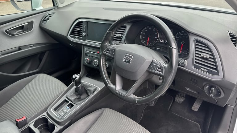 2017 SEAT Leon 1.2 TSI SE Dynamic Technology 5dr HATCHBACK PETROL Manual