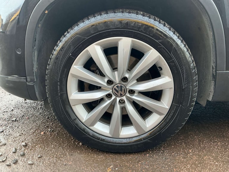 2014 Volkswagen Tiguan 2.0 Tiguan Match TDI BlueMotion Technology 4Motion 4WD 5dr SUV Diesel Manual