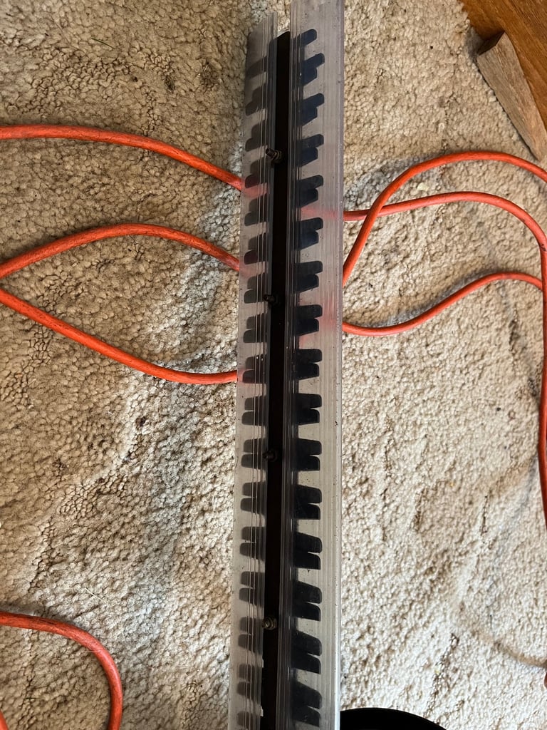 Black & Decker Hedge Trimmer