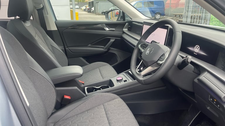 2025 Volkswagen Touran 1.5 TSI eHybrid Match 5dr DSG6 Estate Estate Hybrid Automatic