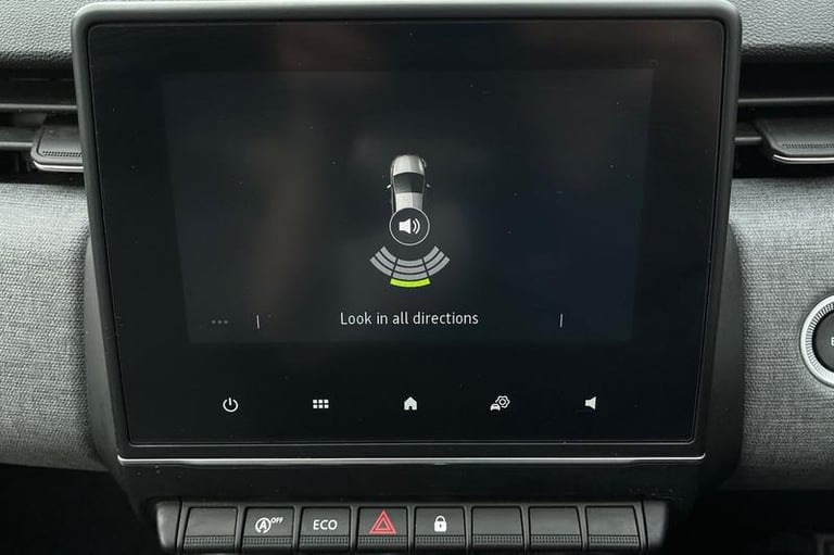 2024 Renault Clio 1.0 TCe evolution Hatchback 5dr - KEYLESS GO with AUTO LOCK, CRUISE CONTROL Hat...