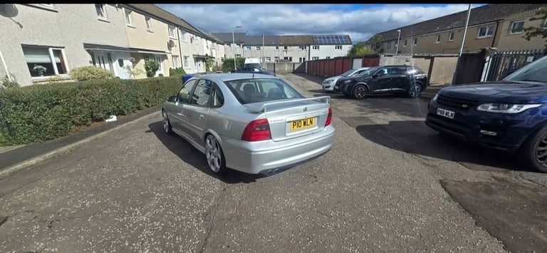 Vauxhall, VECTRA, Saloon, 2002, Manual, 2597 (cc), 4 doors