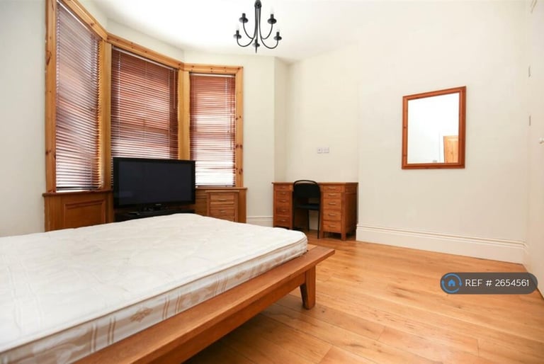 4 bedroom house in Shortridge Terrace, Newcastle Upon Tyne, NE2 (4 bed) (#2654561)