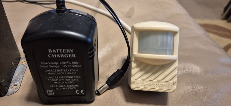 AUTOWATCH 650, SAS and IDM3 alarm system for camper caravan motorhome boat.