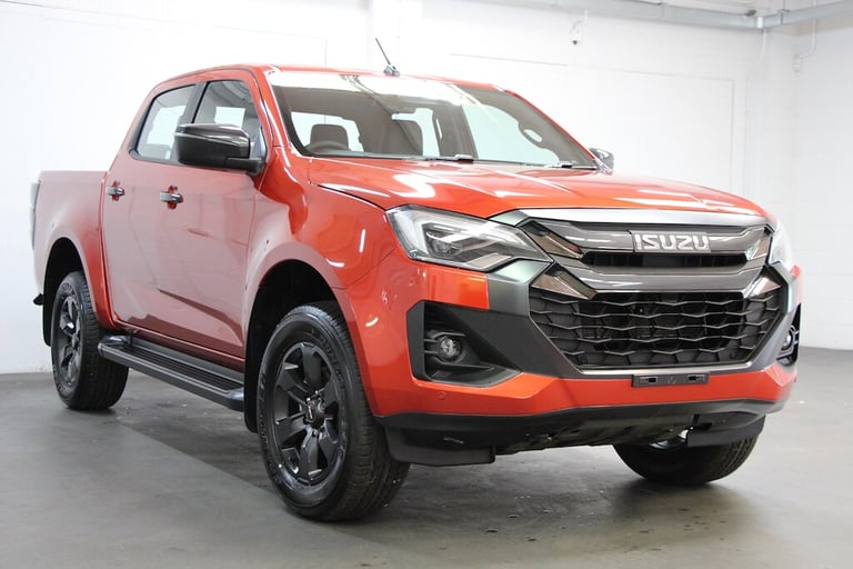 1969 Isuzu D-Max 1.9 TD V-Cross Double Cab Auto 4WD [164] (UNSTOPPABLE V-CROSS £2,500 + VAT Pick ...