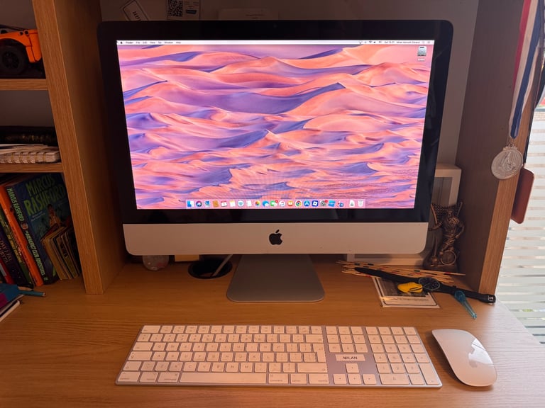 Apple iMac 21.5”  – Great Condition, macOS High Sierra, 8GB RAM, 500GB HDD