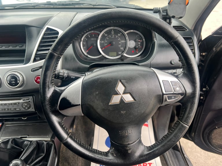 2014 Mitsubishi L200 D/Cab DI-D Warrior II 4WD 176Bhp [2010] PICK UP Diesel Manual