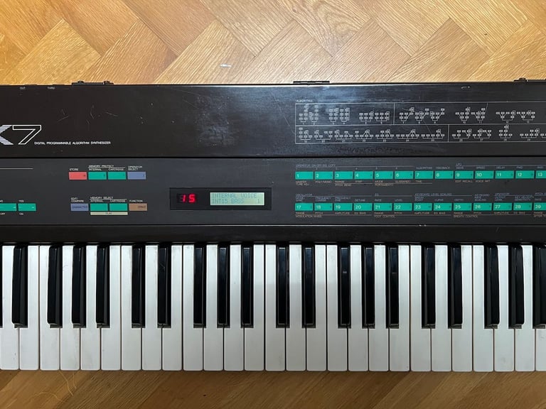 Yamaha DX7 FM Synthesizer