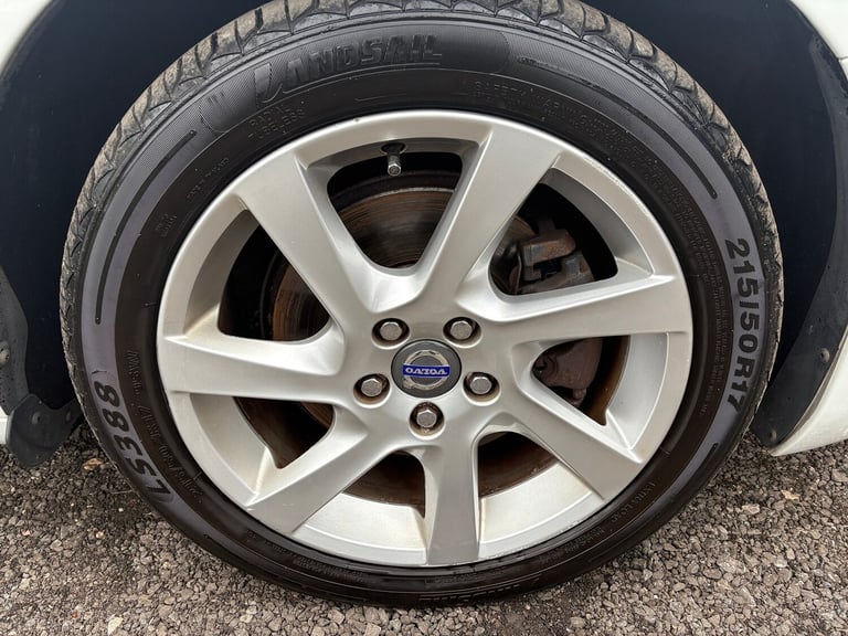 2014 Volvo V60 D4 [181] SE Lux Nav 5dr ESTATE DIESEL Manual