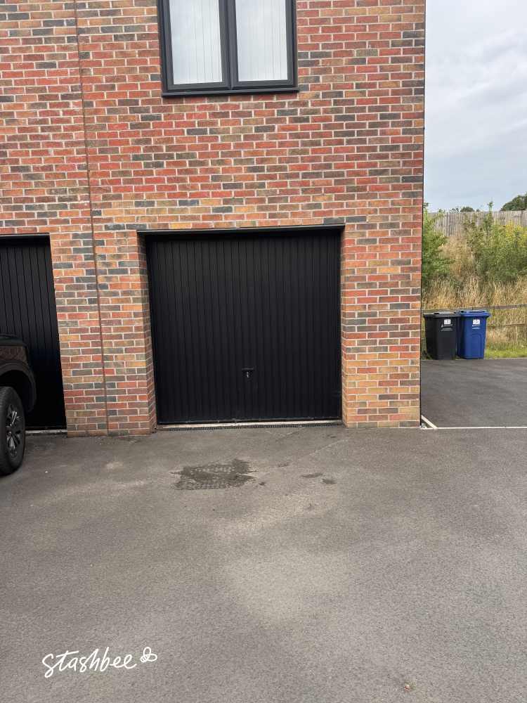 Garage to rent in Chesterfield (S41) | Stashbee