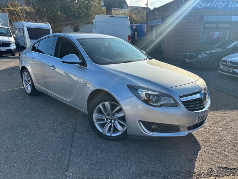 2016 Vauxhall Insignia 1.6 CDTi SRi Nav 5dr [Start Stop] HATCHBACK DIESEL Manual