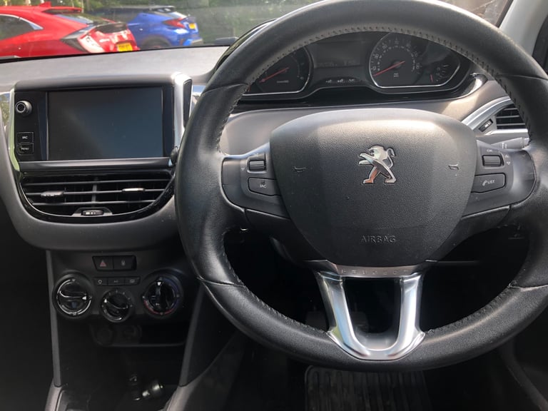 PEUGEOT 208 1.4 HDI STYLE(2 OWNERS,82K,FSH,GOOD MOT,£20 TAX,HIGH SPEC,MINT)