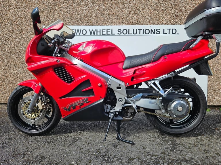 Honda vfr750 in lovely condition immaculate condition 