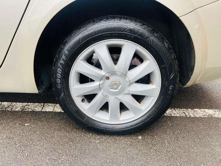 2008 Renault Megane 1.9 dCi FAP Dynamique S Estate 5dr Diesel Manual (154 g/km, 130 bhp) Estate D...