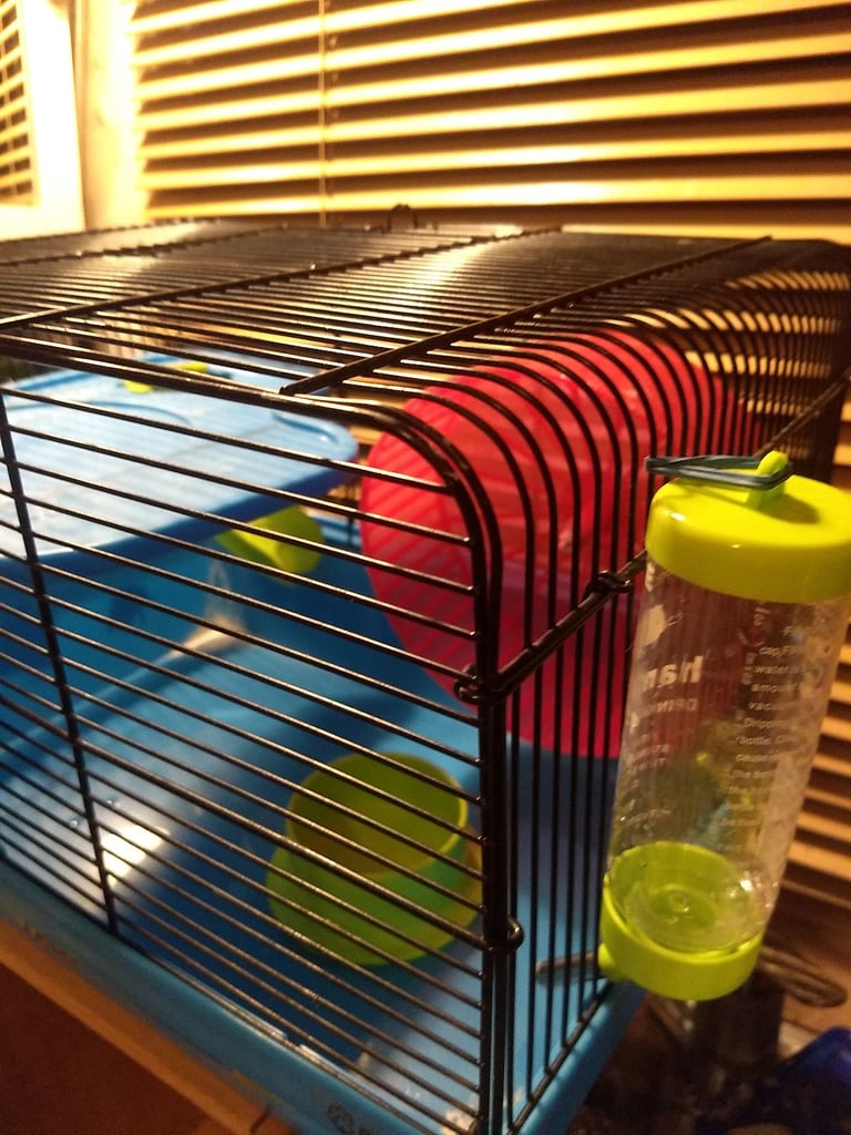 Hamster/Gerbil/pet cage (40x30x28cm)