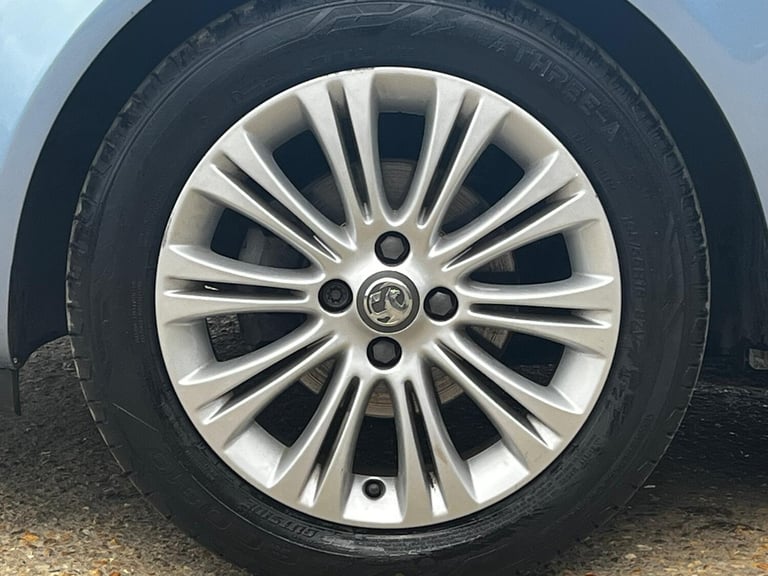 2014 Vauxhall Corsa 1.4 16V SE Hatchback 5dr Petrol Manual Wide Ratio Euro 5 (100 ps) Hatchback P...