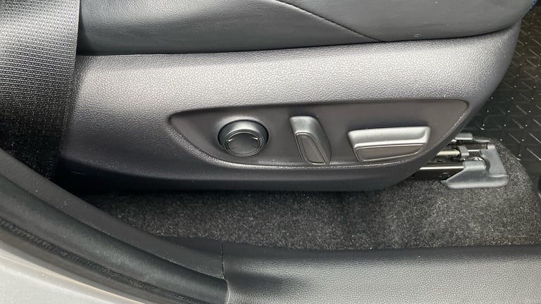 2020 Toyota RAV4 2.5 VVT-i Hybrid Design 5dr CVT 2WD Hybrid Estate Estate Hybrid Automatic