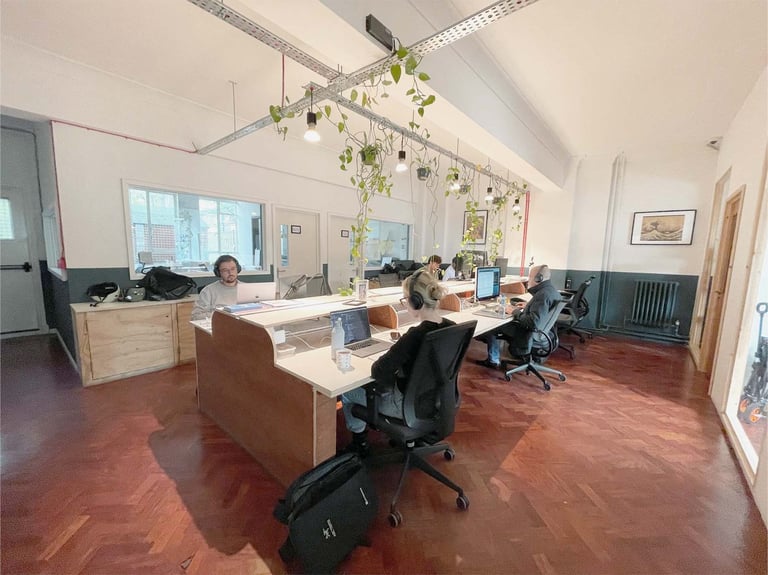 1ST MONTH FREE! | DESK SPACE | Coworking Desk | Dedicated Desk in Hackney East London E9