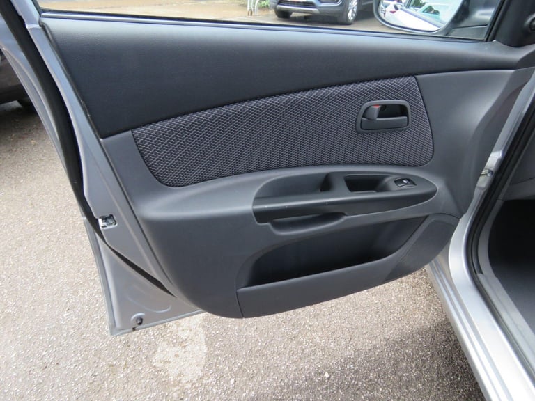 2011 Kia Rio 1.4 2 IPD 5dr HATCHBACK Petrol Manual