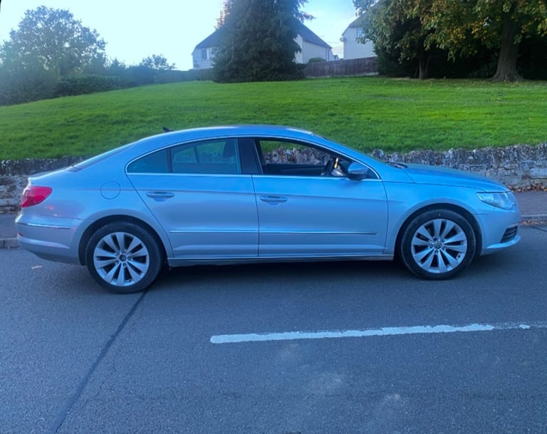 Passat AUTOMATIC satnav great condition car
