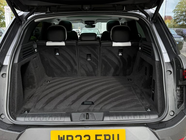 2023 Land Rover Range Rover Sport 3.0 D300 MHEV Dynamic SE SUV 5dr Diesel Auto 4WD Euro 6 (s/s) (...