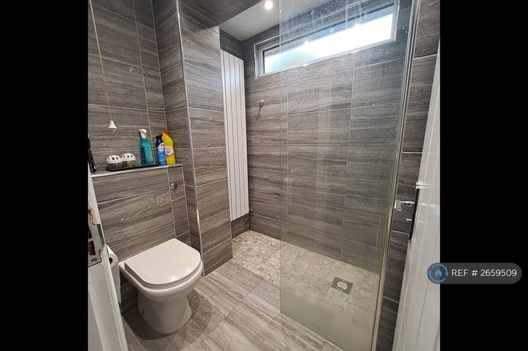 1 bedroom in Millers Park, Wellingborough, NN8 (#2659509)