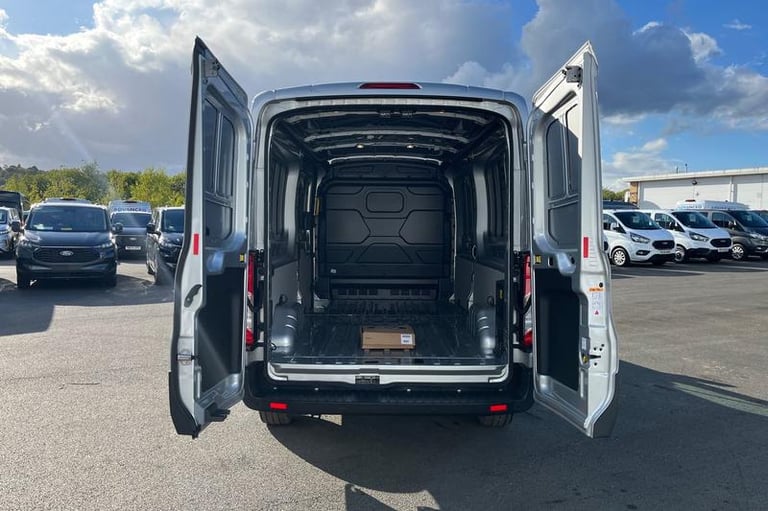 2025 Ford E-Transit 350 Leader AUTO L3 H2 LWB Medium Roof RWD 135kW 68kWh DAP, PRO POWER ONBOAR P...