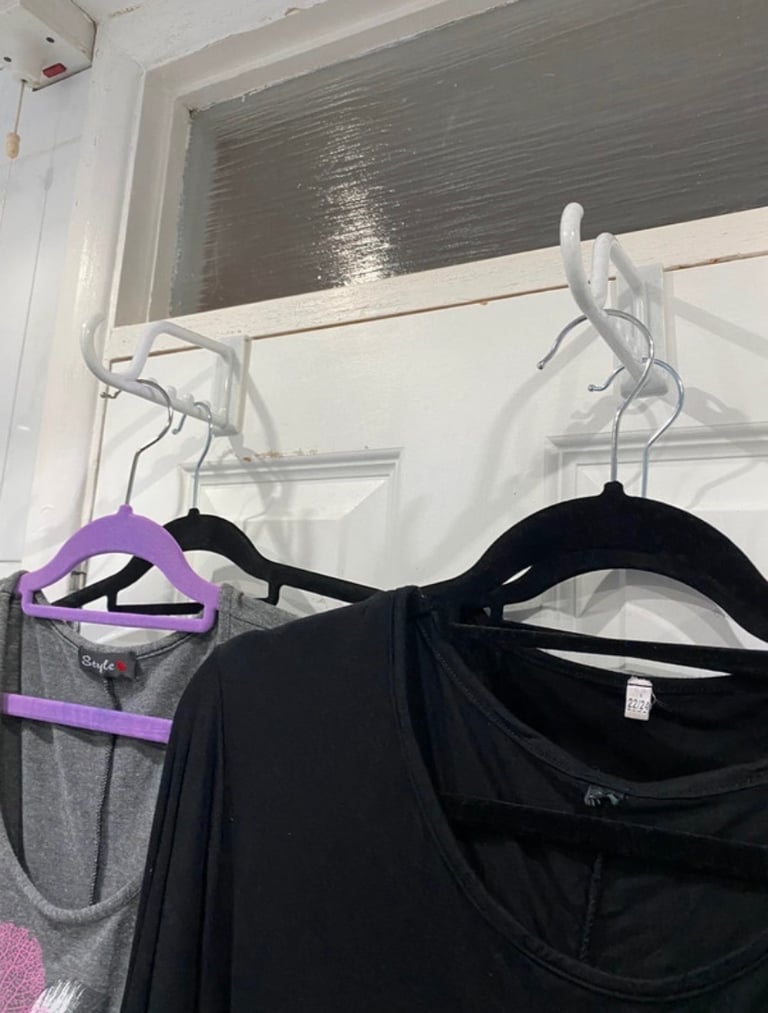 2 Overdoor hangers New 