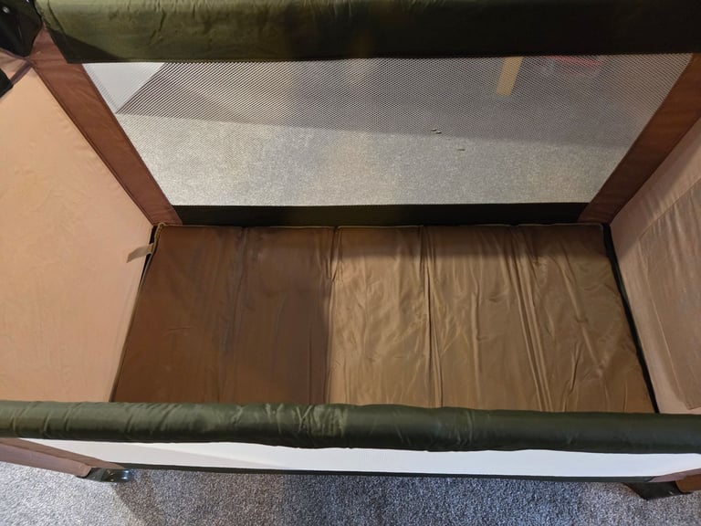 Mamas & Papas travel Cot