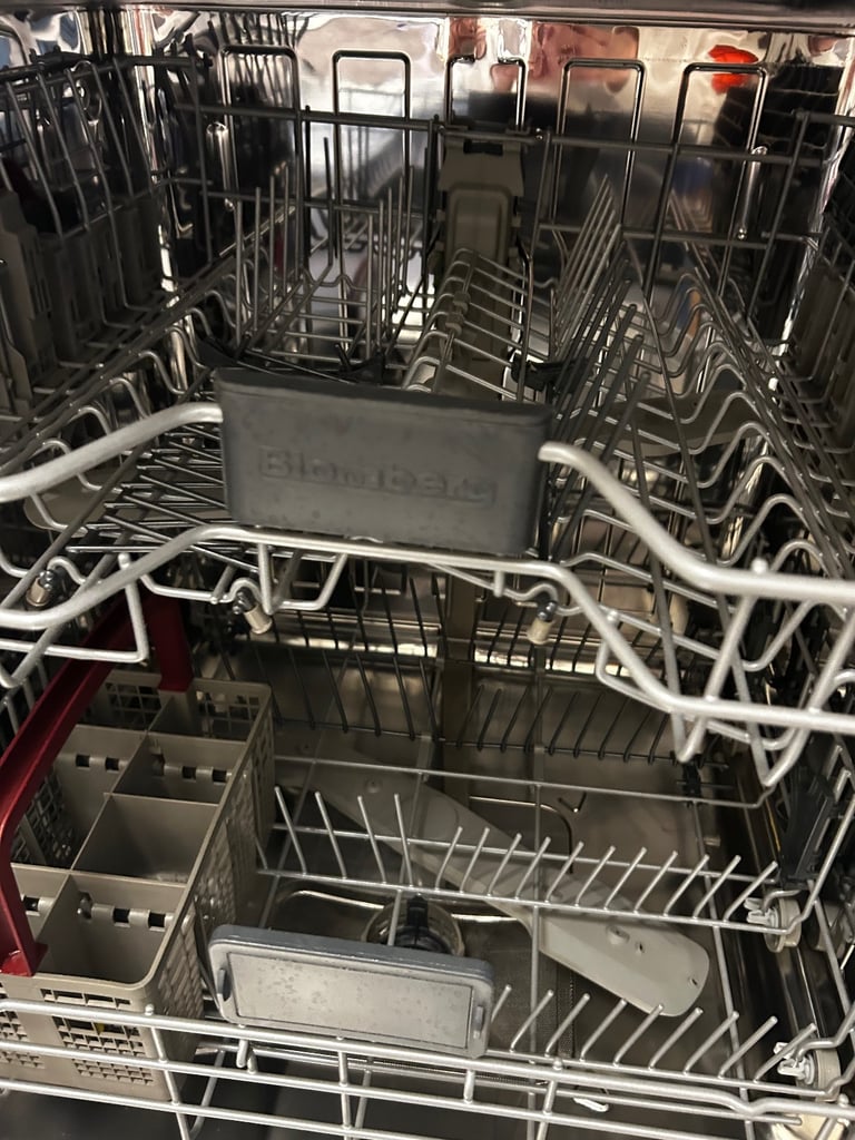 Blomberg Freestanding Dishwasher 
