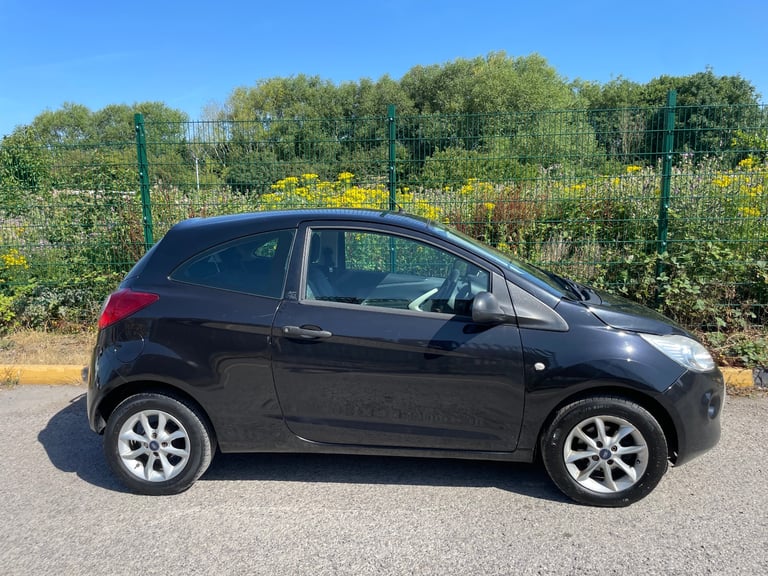 FORD KA 1.2 STUDIO CONNECT S/S 64 REG BLACK 3 DOOR MOT APRIL 15TH 2026 TAX £35 LOW INSURANCE 50+MPG