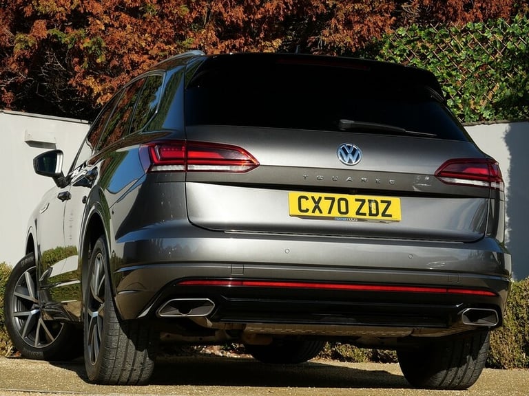 2020 Volkswagen Touareg 3.0 V6 TDI 4Motion R-Line 5dr Tip Auto ESTATE DIESEL Automatic