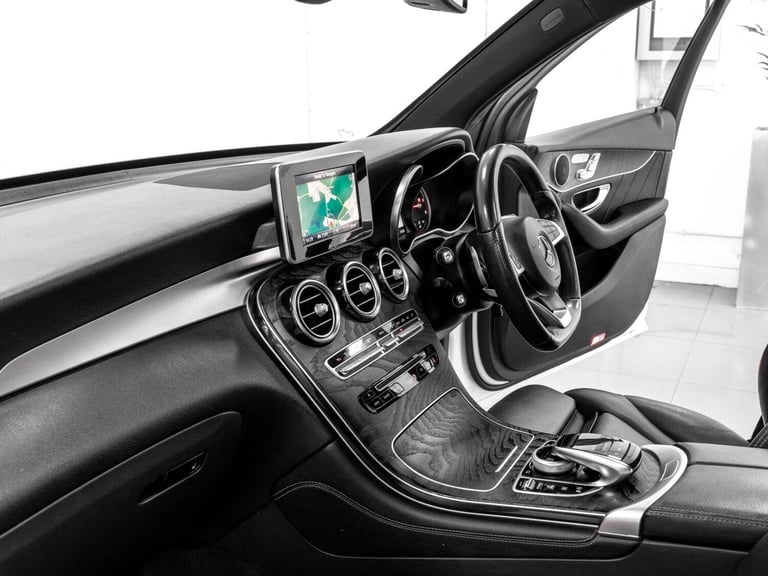 2017 Mercedes-Benz GLC 2.1 GLC250d AMG Line (Premium) G-Tronic 4MATIC Euro 6 (s/s) 5dr ESTATE Die...