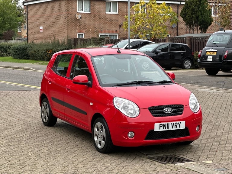 2011 KIA Picanto 2 Automatic 1.1L Petrol Full Kia Service History 1YR NEW MOT 44,000 Mileage 1 OWNER