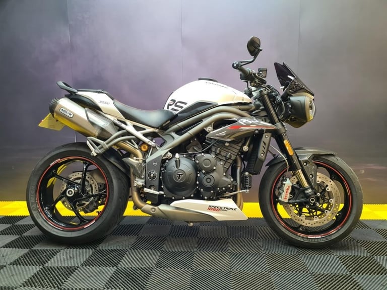 Triumph Speed Triple RS 1050 White 2018