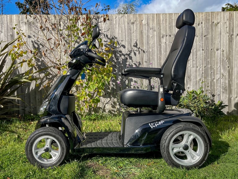 Rascal Vision 8mph Mobility Scooter 100% BATTERIES Only 0.9 Hours Use! Was £3995