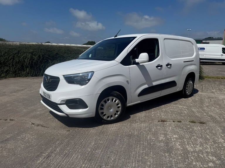 2021 Vauxhall Combo 1.5 Turbo D 2300 Sportive Panel Van 4dr Diesel Manual L2 H1 Euro 6 (100 ps) P...