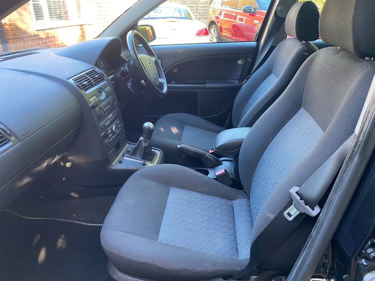 2007 Ford Mondeo 2.0 Edge 5dr HATCHBACK Petrol Manual