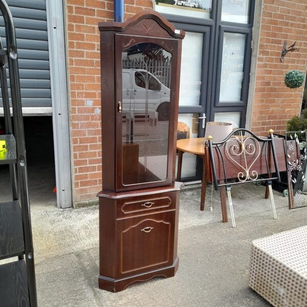 image for Mahogany corner display cabinet in excellent condition 73cm x 47cm x 198cm, Ref:19166 £45.00